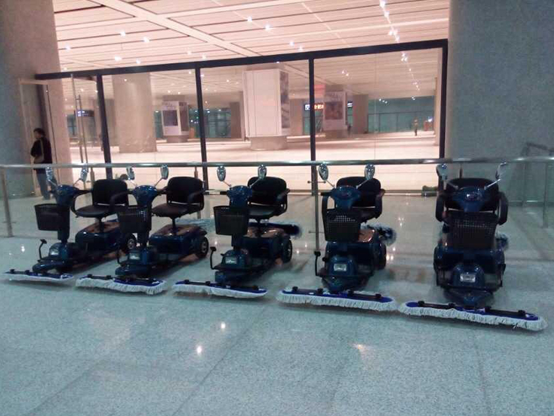 机场候机楼用电动尘推车